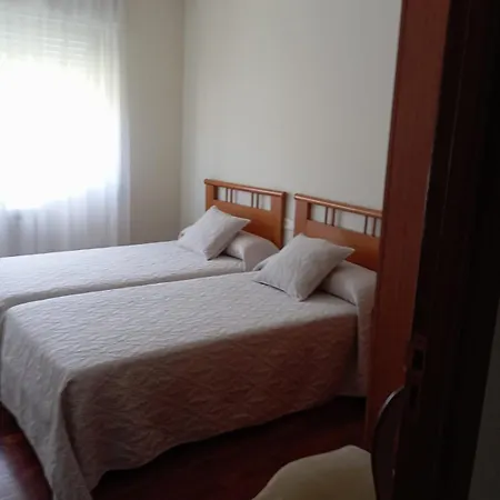 1 En , Proximo A Sanxenxo * コンバーロ